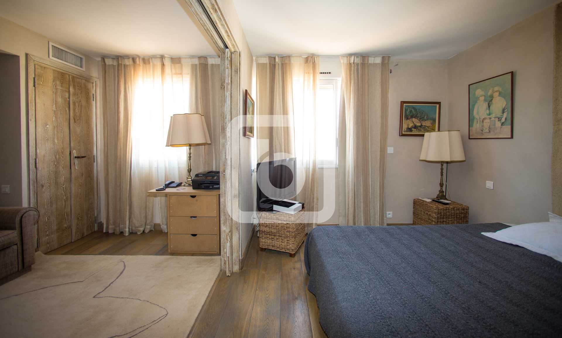 Condominium in Saint Tropez, Provence-Alpes-Cote D'azur 10048852