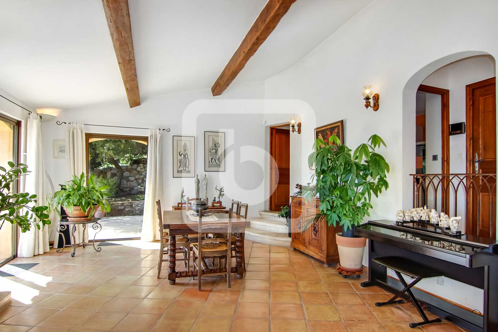 房子 在 Le Tignet, Provence-Alpes-Cote D'azur 10048962