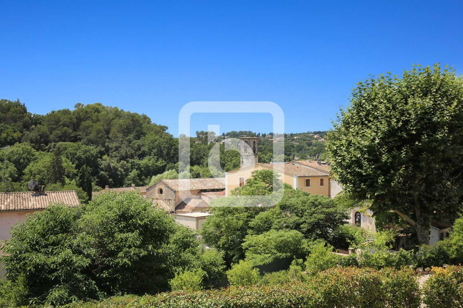 House in Valbonne, Provence-Alpes-Cote d'Azur 10048964