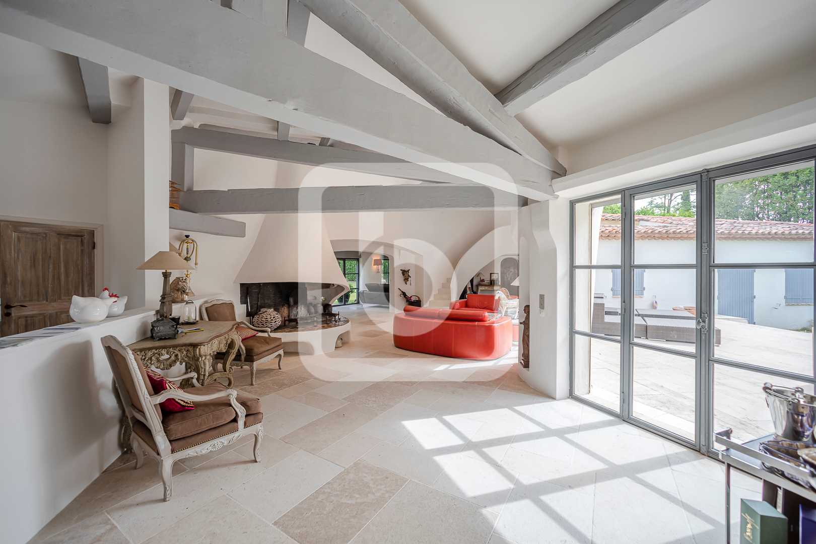 House in Mougins, Provence-Alpes-Cote d'Azur 10049097