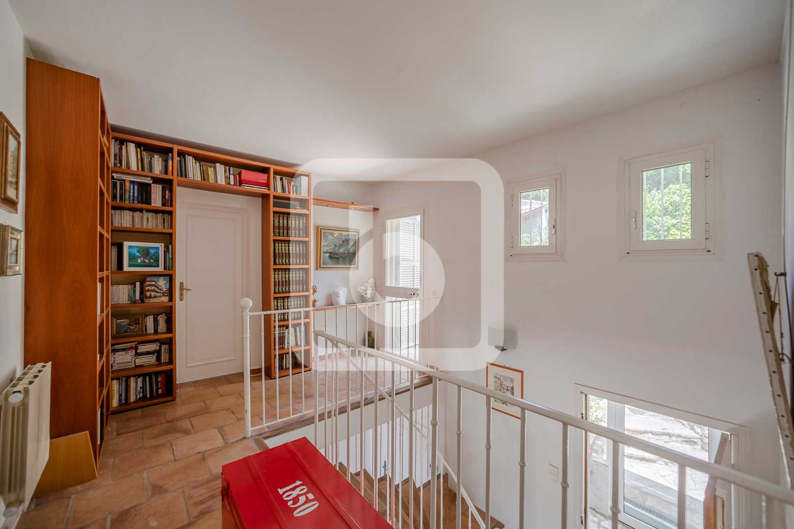 بيت في Saint Paul De Vence, Provence-Alpes-Cote D'azur 10049205