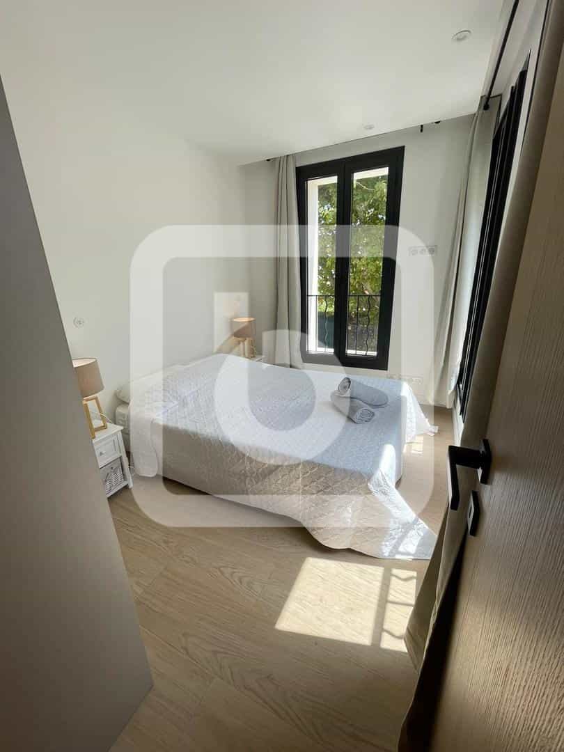 公寓 在 布拉格平原, 普羅旺斯-阿爾卑斯-藍色海岸 10049206