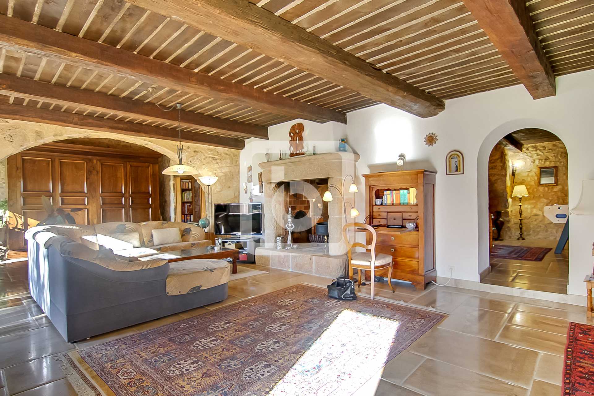 Hus i Montauroux, Provence-Alpes-Cote d'Azur 10049281