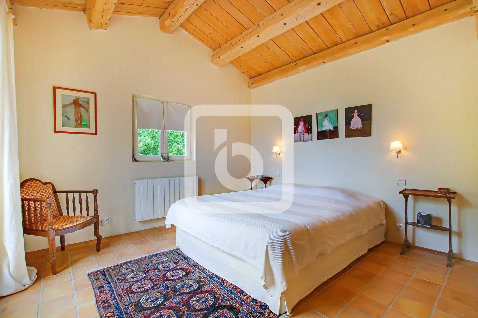 Huis in Greolieres, Provence-Alpes-Côte d'Azur 10049331