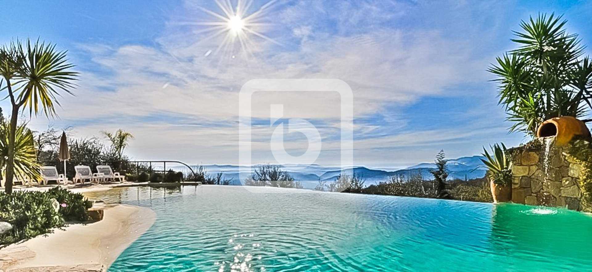 房子 在 斯佩拉塞德斯, 普罗旺斯-阿尔卑斯-蓝色海岸 10049333