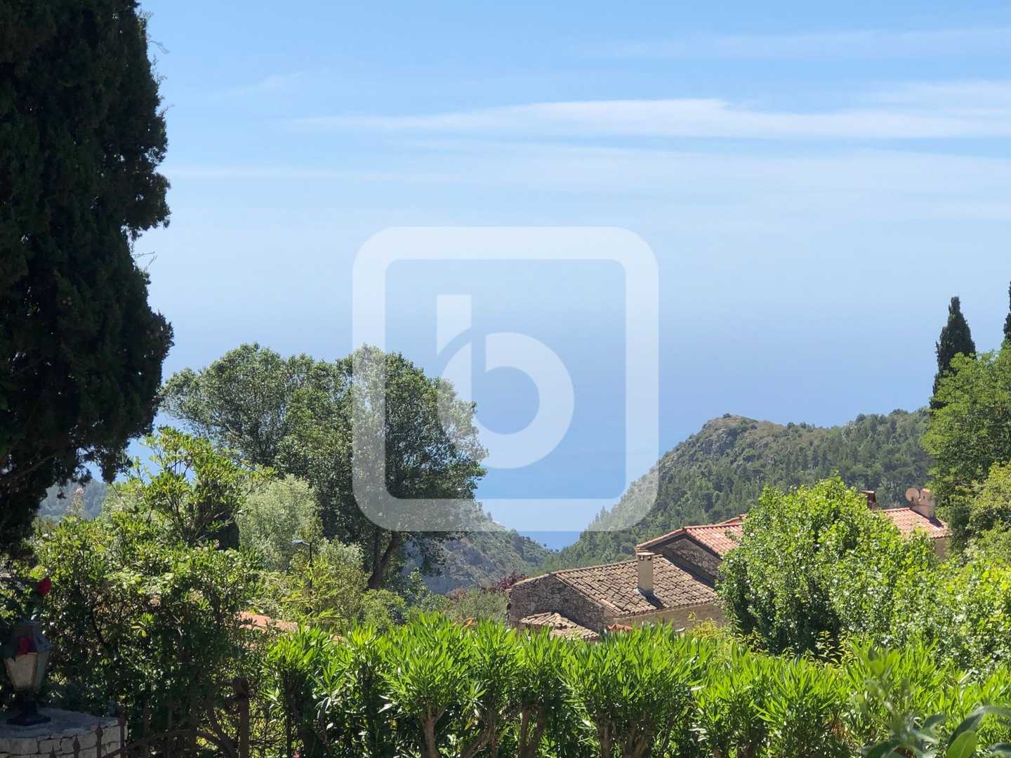 House in Eze, Provence-Alpes-Cote d'Azur 10049385
