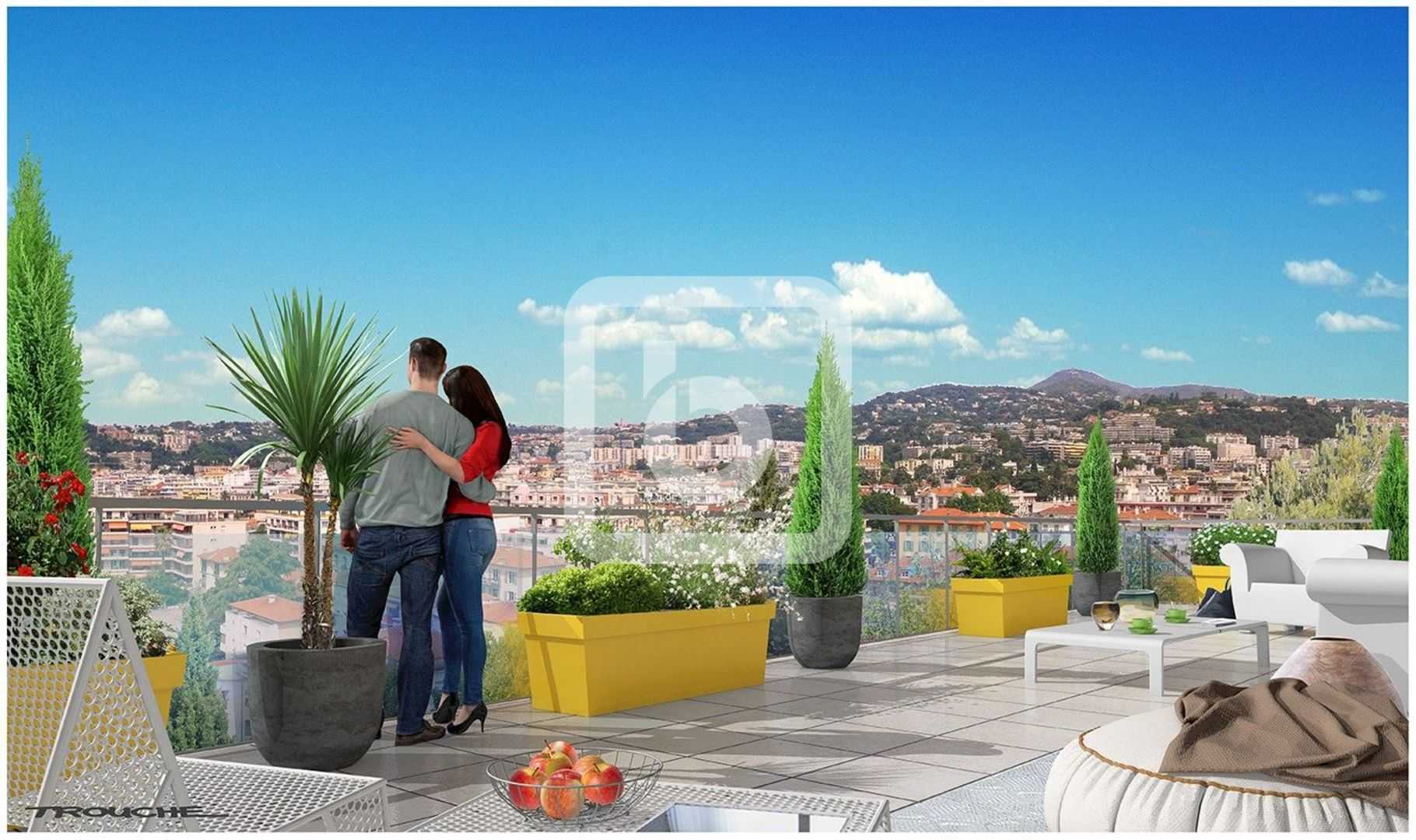 Condominium in Nice, Provence-Alpes-Cote d'Azur 10049488