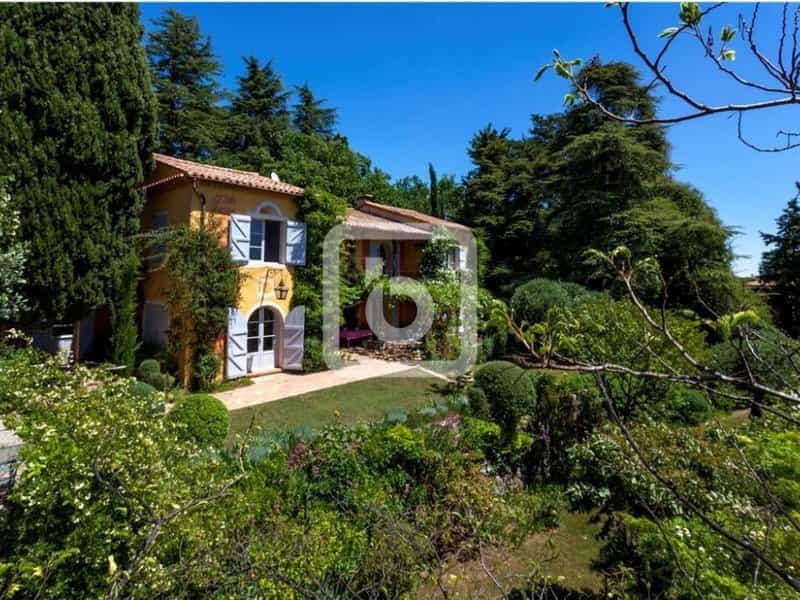Dom w Chateauneuf-Grasse, Prowansja-Alpy-Lazurowe Wybrzeże 10049525