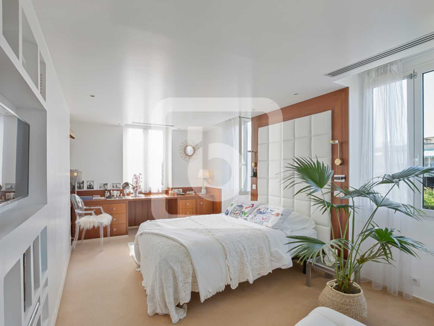 Dom w Nice, Provence-Alpes-Cote D'azur 10049636