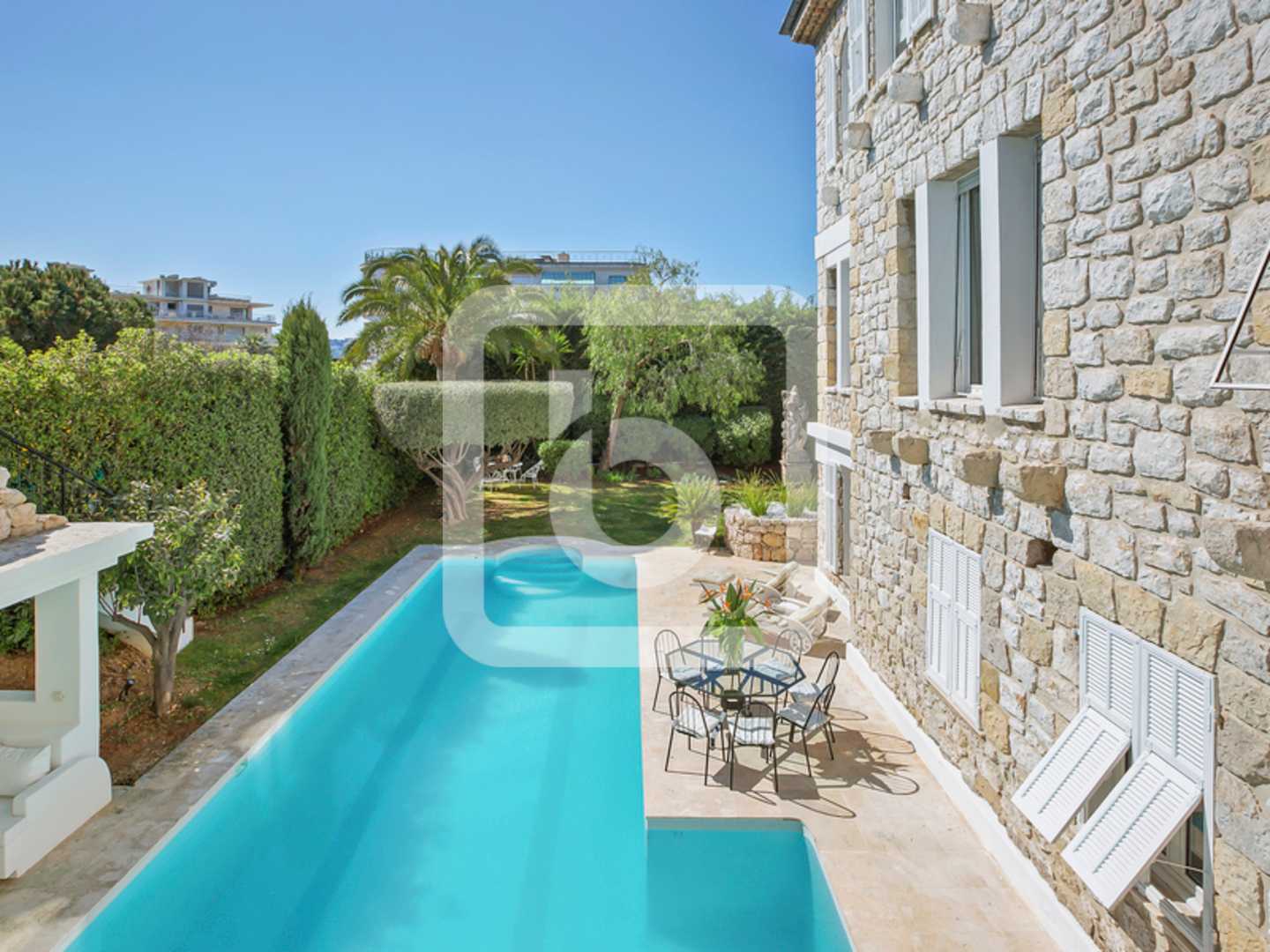 Hus i Nice, Provence-Alpes-Cote D'azur 10049636