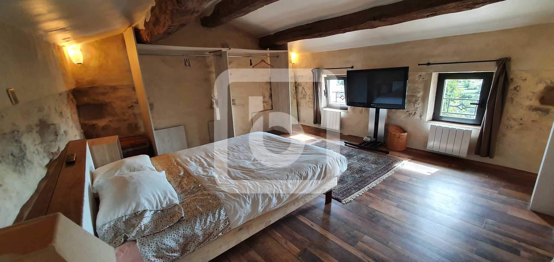 σπίτι σε Opio, Provence-Alpes-Cote D'azur 10049706