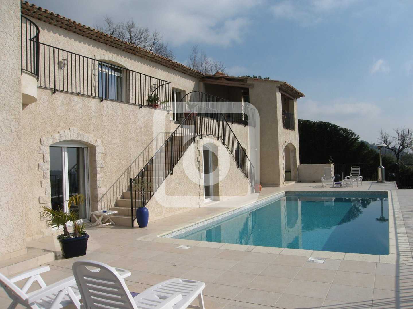 rumah dalam Tourrettes-sur-Loup, Provence-Alpes-Côte d'Azur 10049831