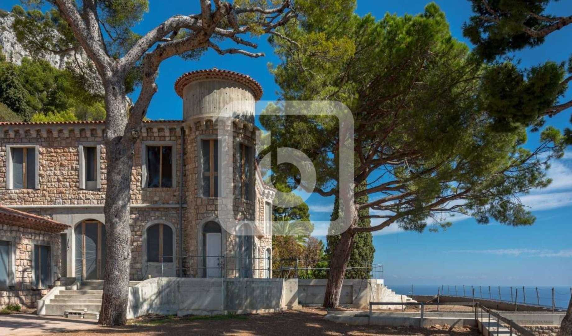 жилой дом в Villefranche Sur Mer, Provence-Alpes-Cote D'azur 10049836