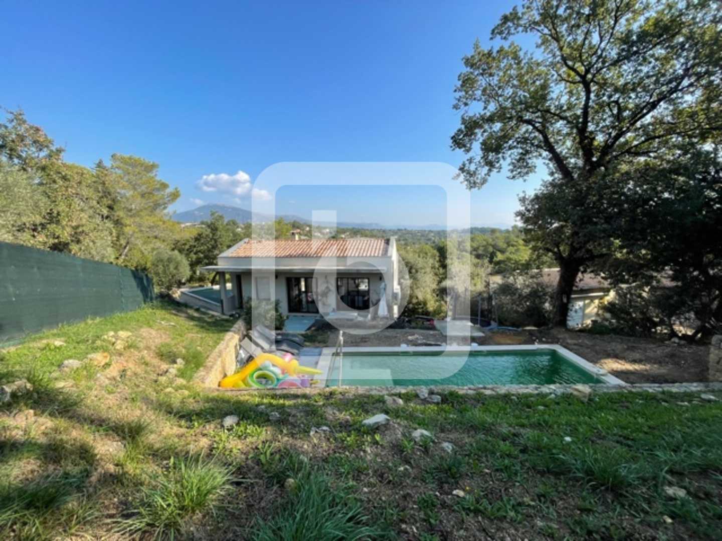 Huis in Valbonne, Provence-Alpes-Côte d'Azur 10049869