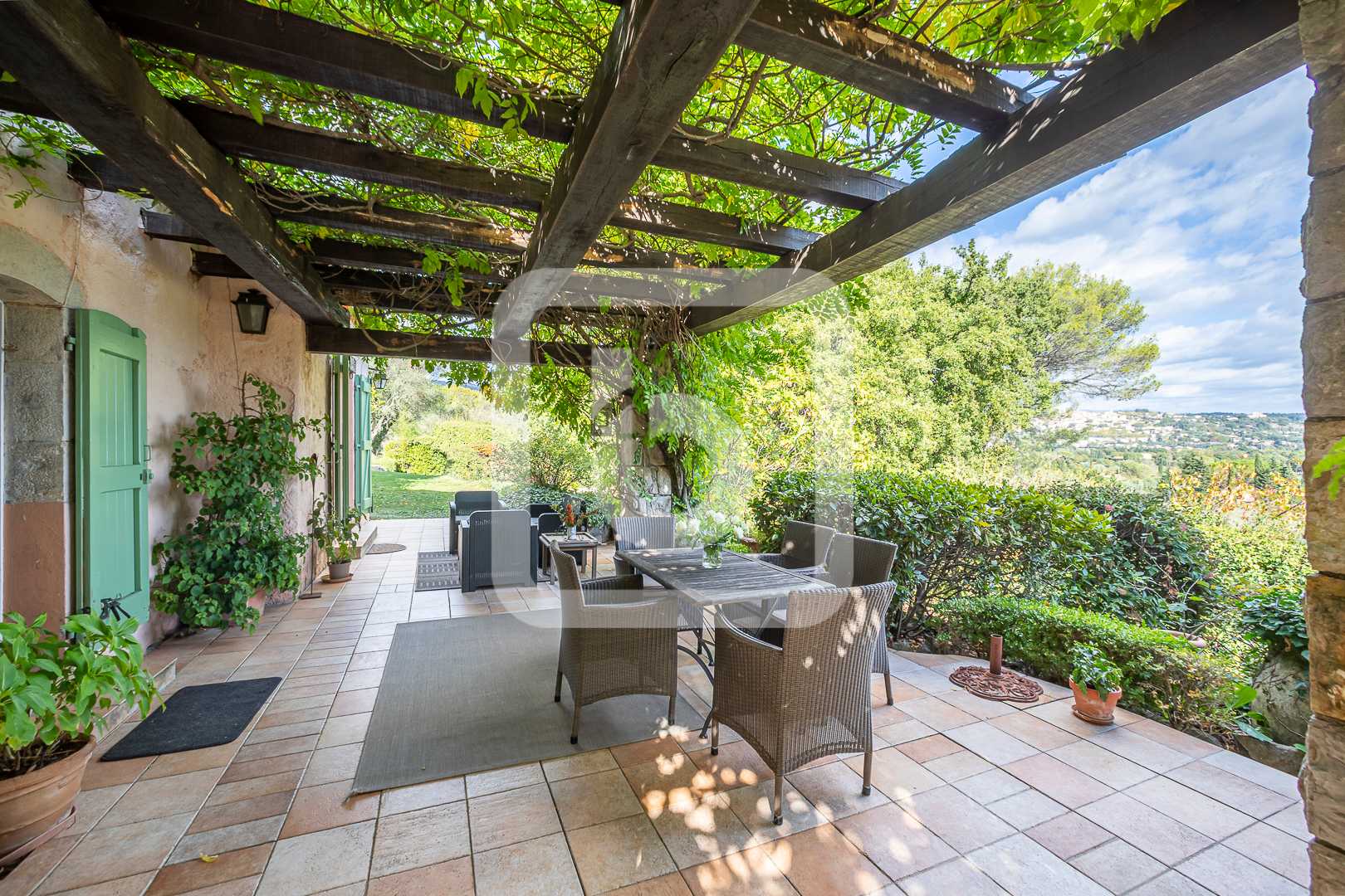 rumah dalam Fayence, Provence-Alpes-Côte d'Azur 10049906