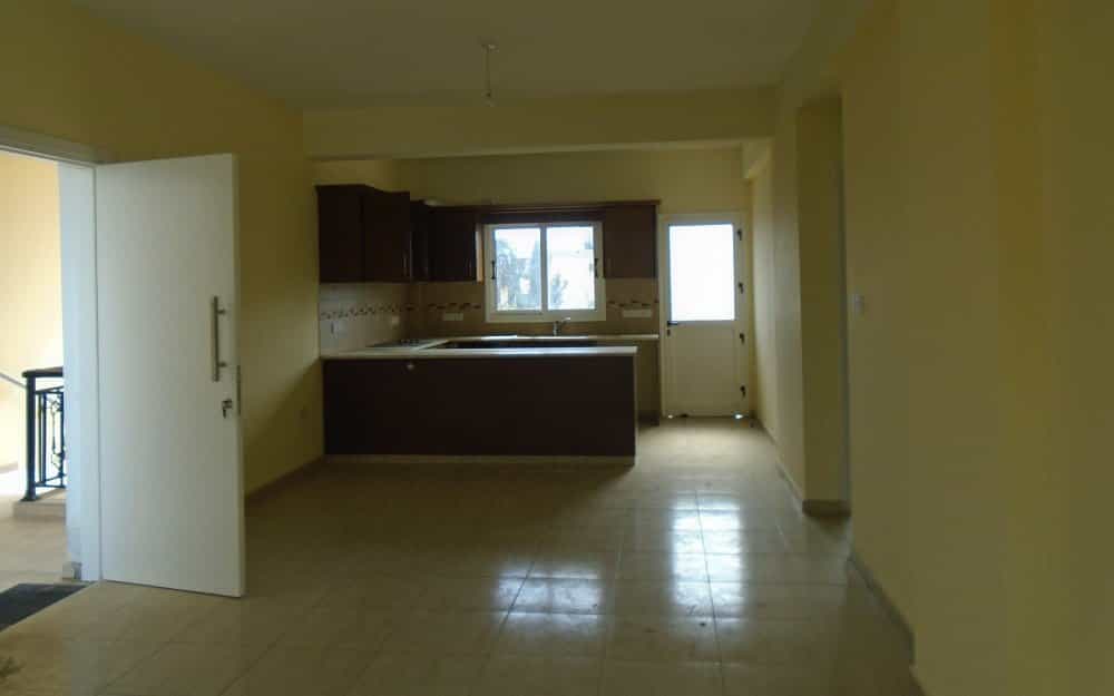 Condominium in Chlorakas, Pafos 10049965