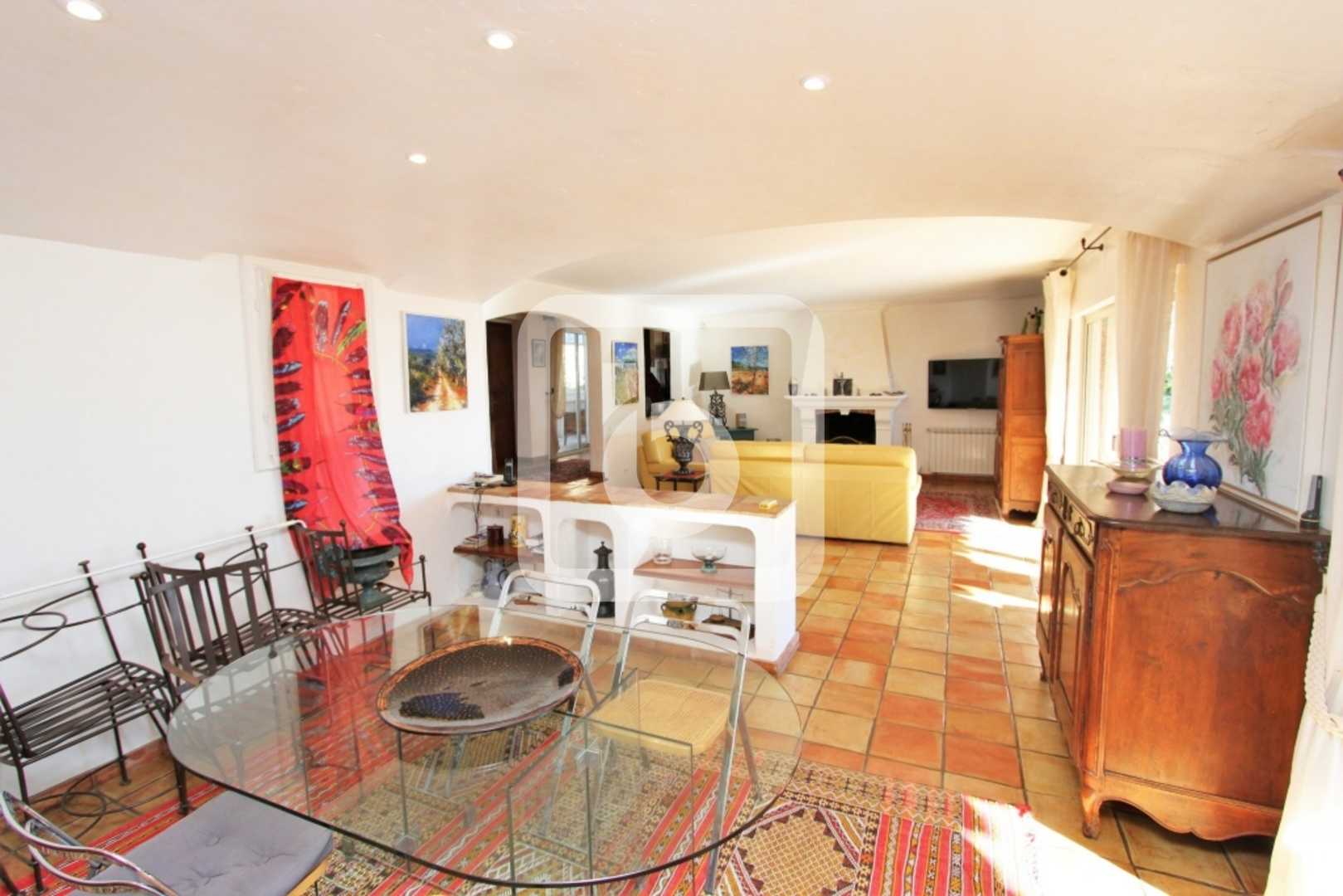 casa en Cavalaire-sur-Mer, Provence-Alpes-Cote d'Azur 10050000