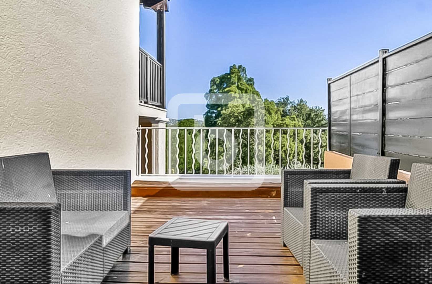Condominium in Grimaud, Provence-Alpes-Cote D'azur 10050095