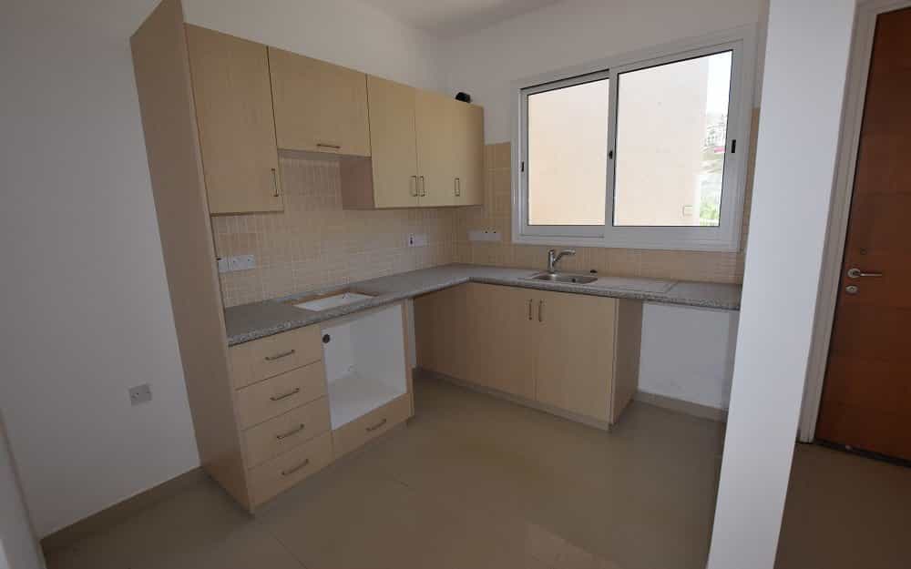 Condominium dans Pégée, Paphos 10050173