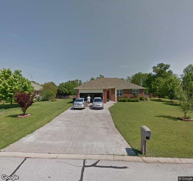 Talo sisään Joplin, 1819 West Marigold Drive 1005022