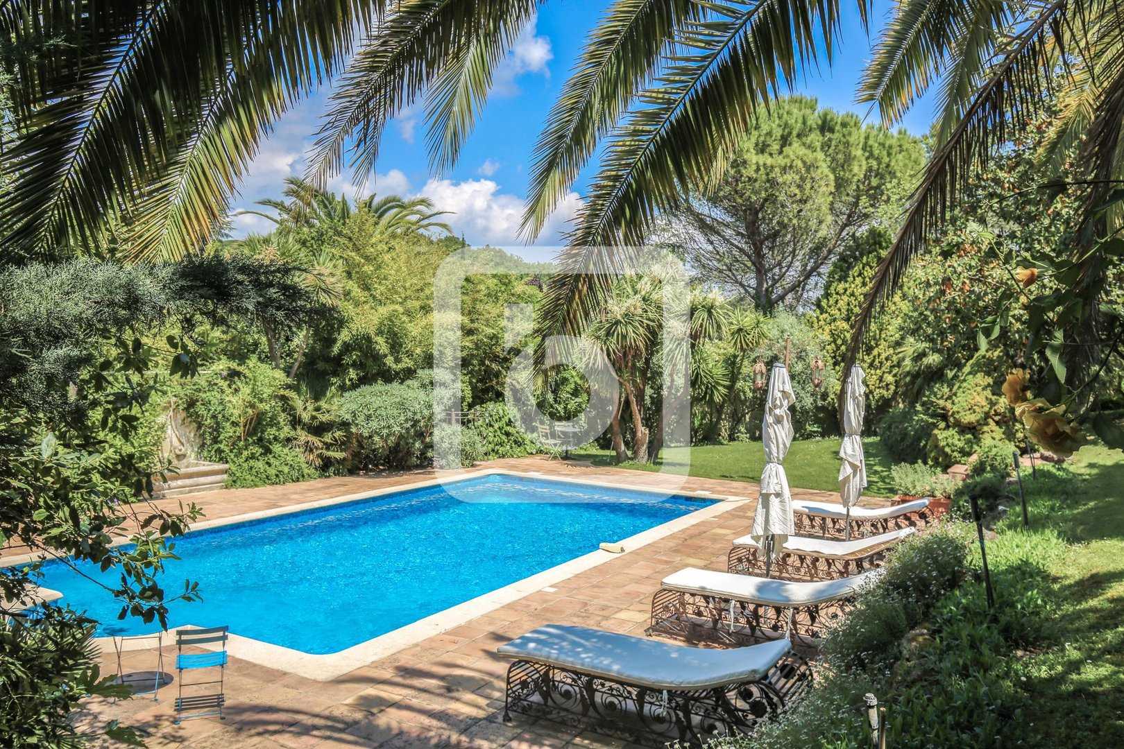 Rumah di Valbonne, Provence-Alpes-Cote d'Azur 10050329