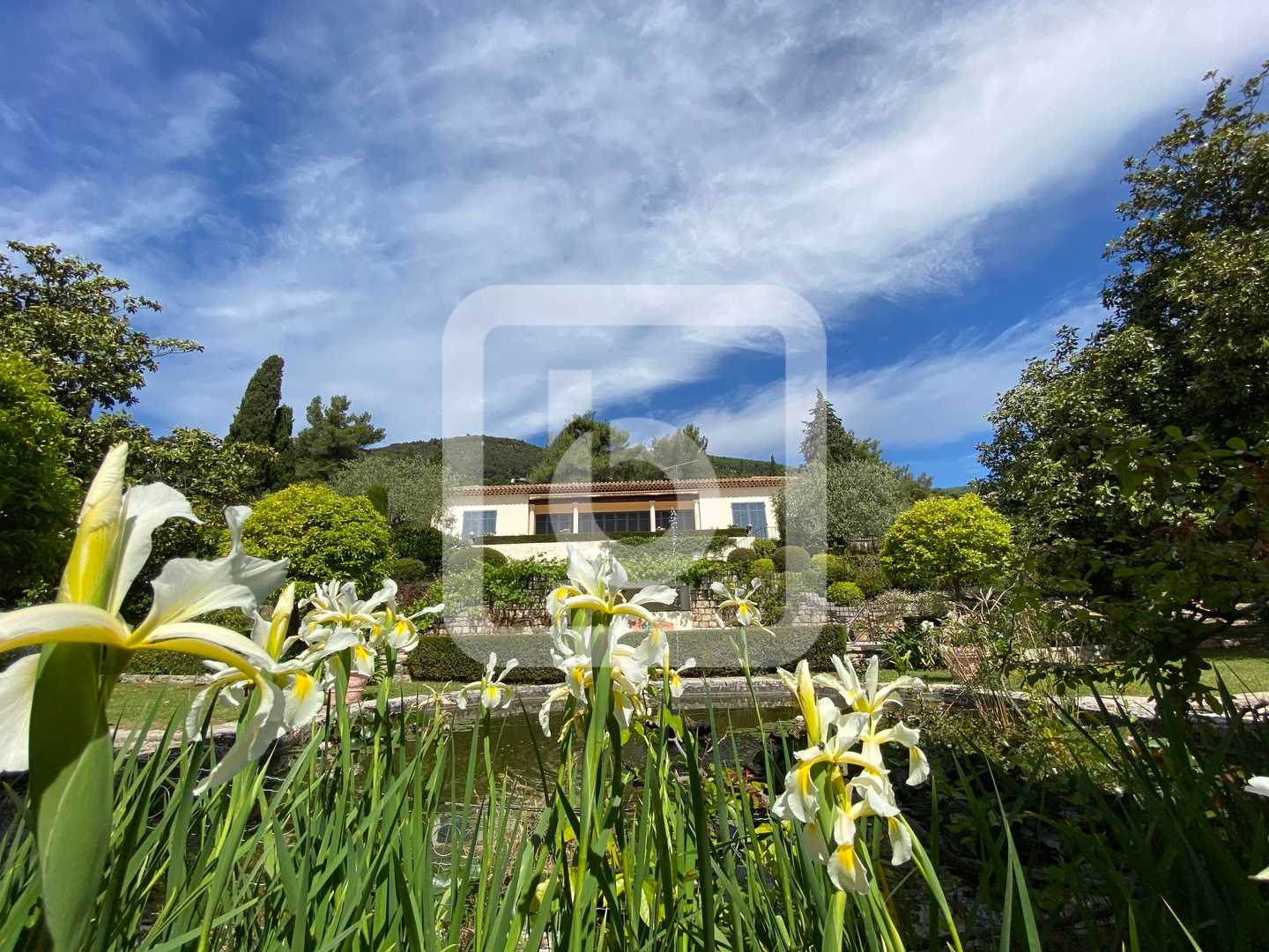 Будинок в Grasse, Provence-Alpes-Cote D'azur 10050484