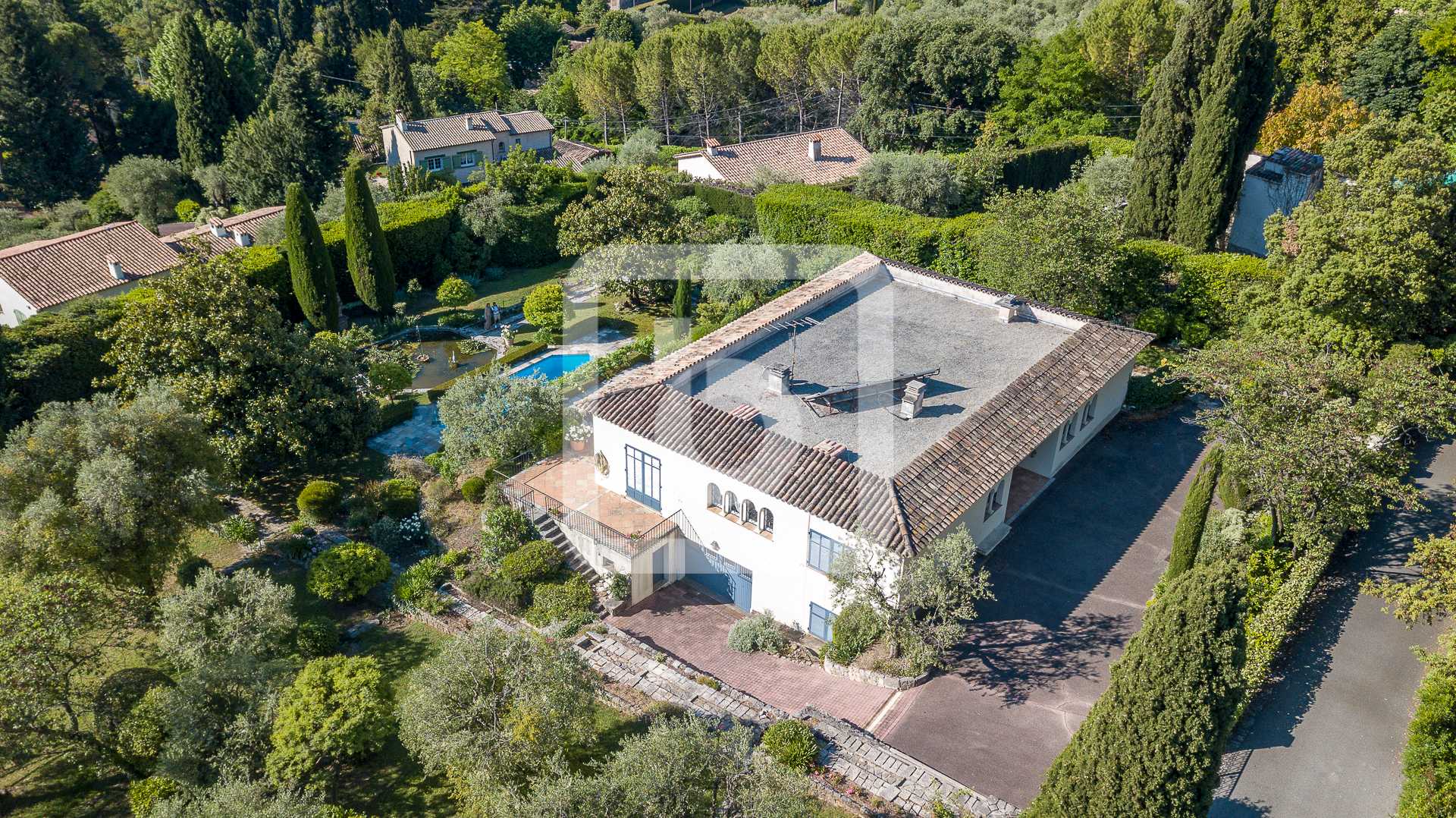 rumah dalam Grasse, Provence-Alpes-Cote D'azur 10050484