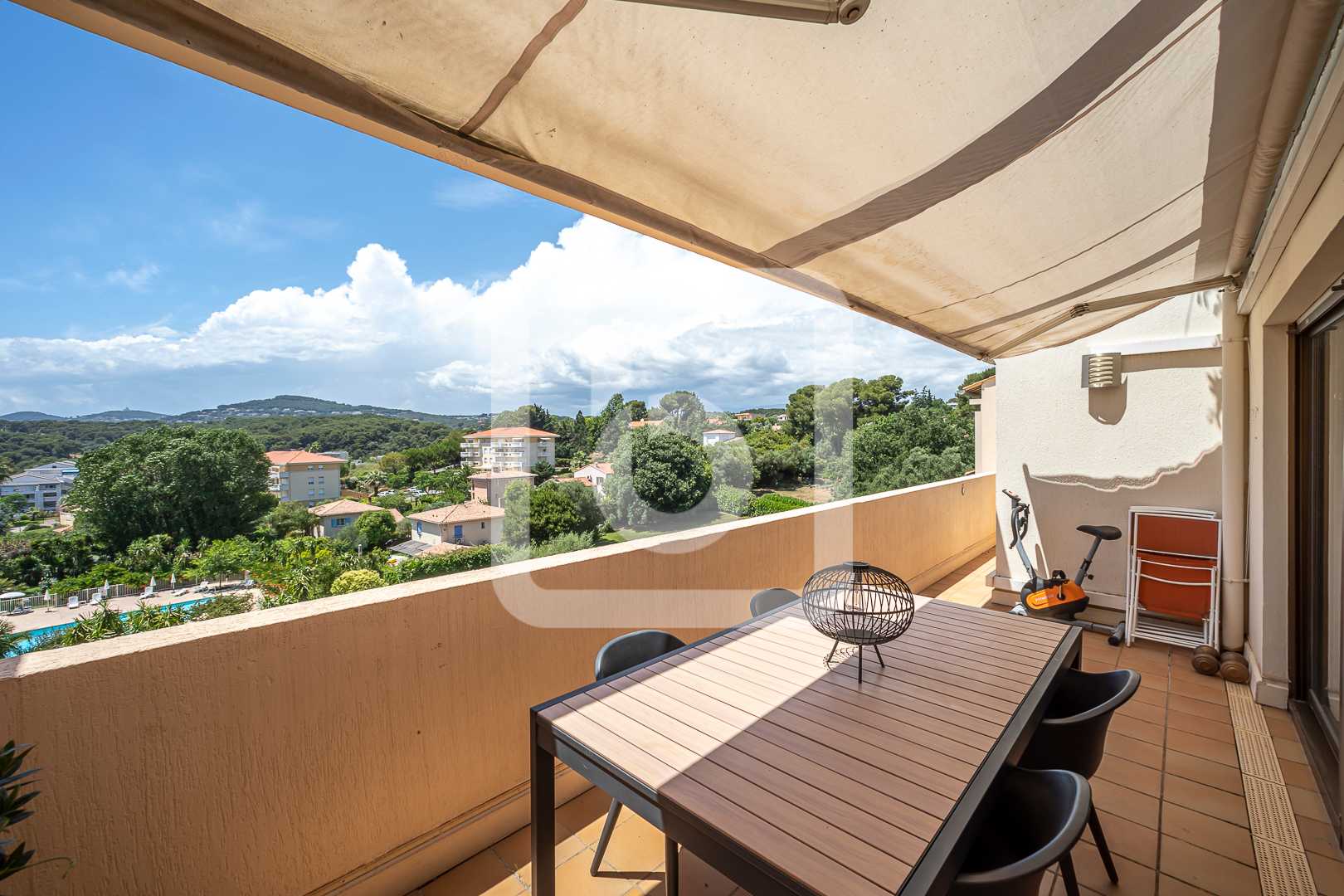 Condominium dans Antibes, Provence-Alpes-Cote D'azur 10050608