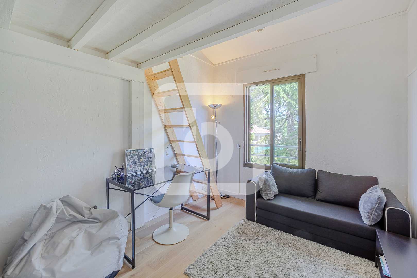 公寓 在 Antibes, Provence-Alpes-Cote D'azur 10050608