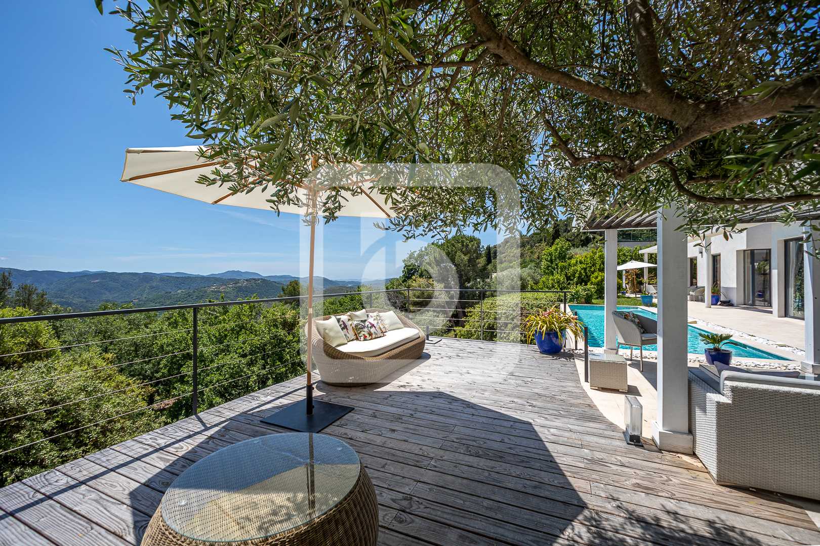 Huis in L'Istre, Provence-Alpes-Côte d'Azur 10050656