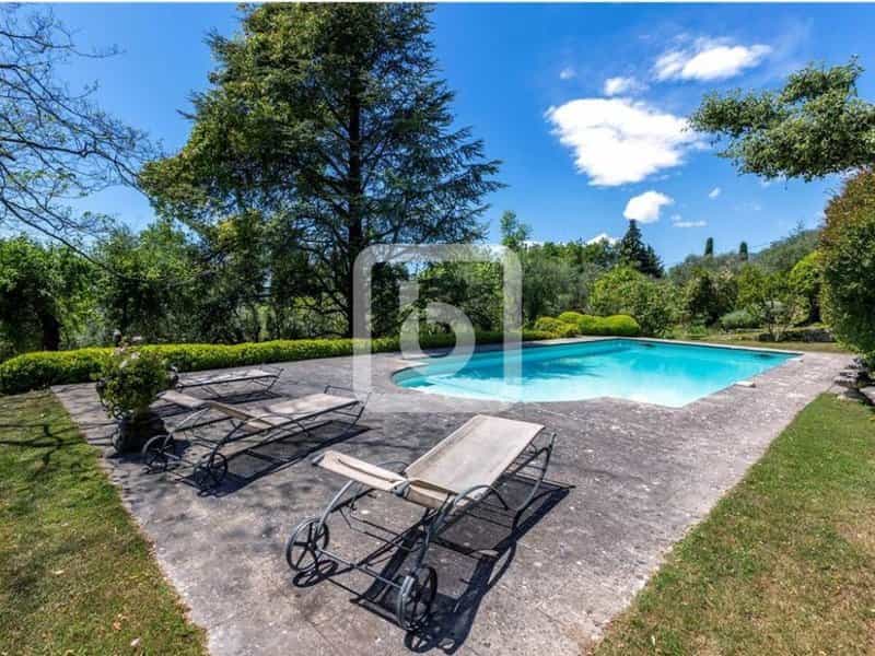 House in Chateauneuf-Grasse, Provence-Alpes-Cote d'Azur 10050710