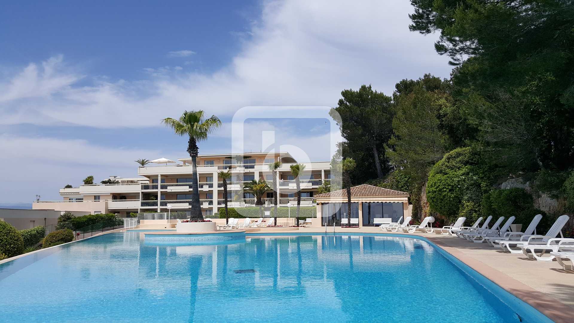 Condomínio no Cannes, Provence-Alpes-Cote D'azur 10050787