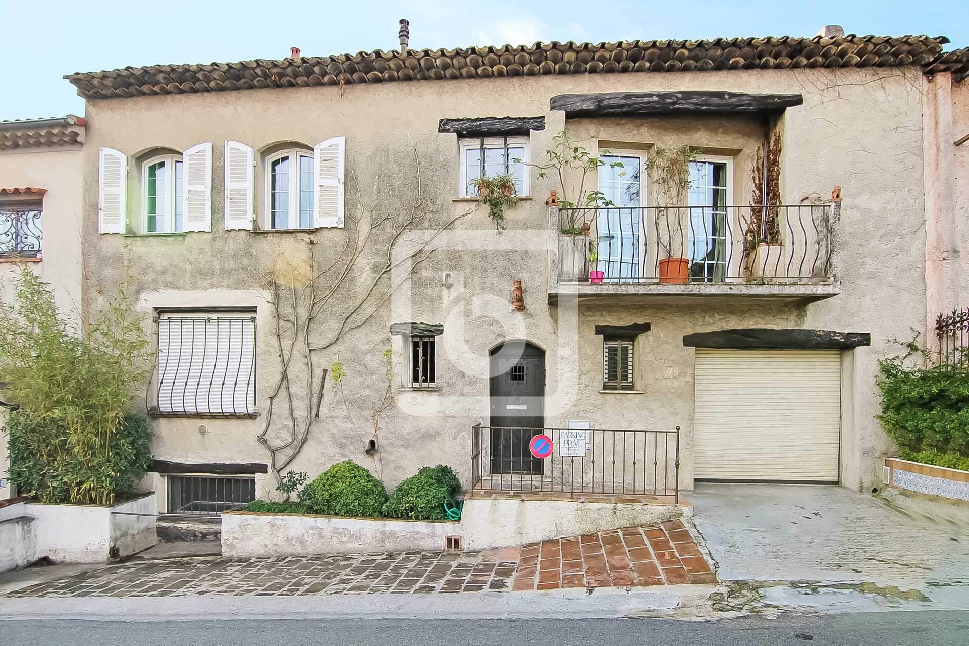 Condominium in Biot, Provence-Alpes-Cote D'azur 10050830