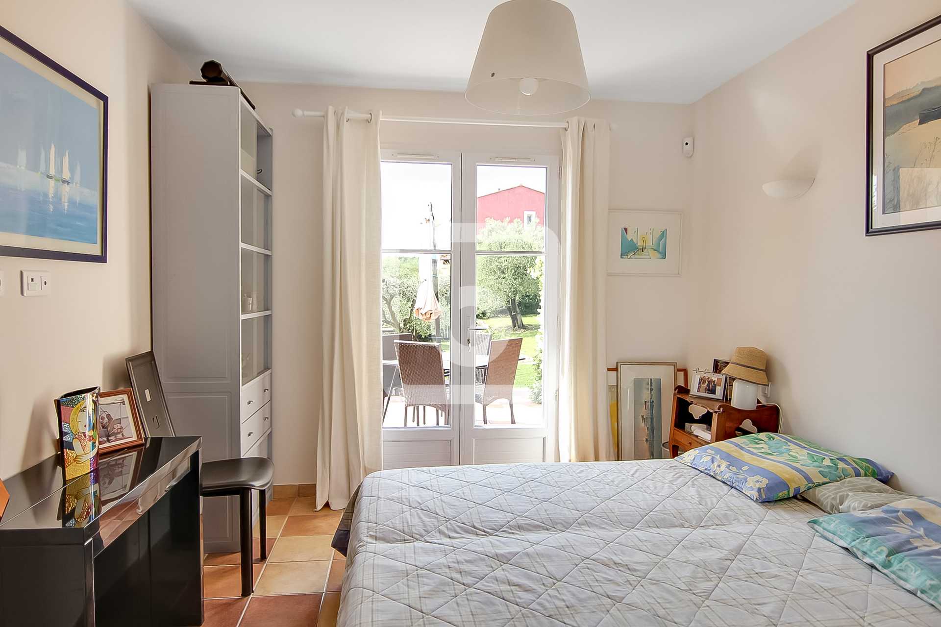 жилой дом в Opio, Provence-Alpes-Cote D'azur 10050832