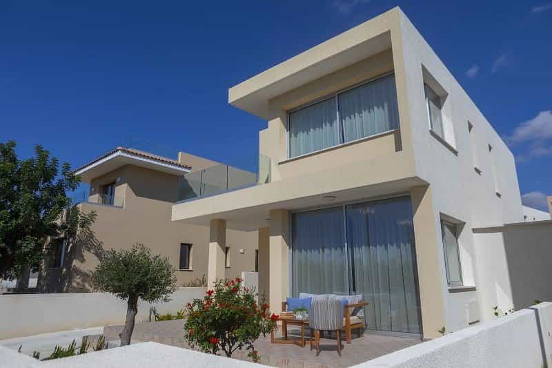Haus im Mesogi, Paphos 10050980