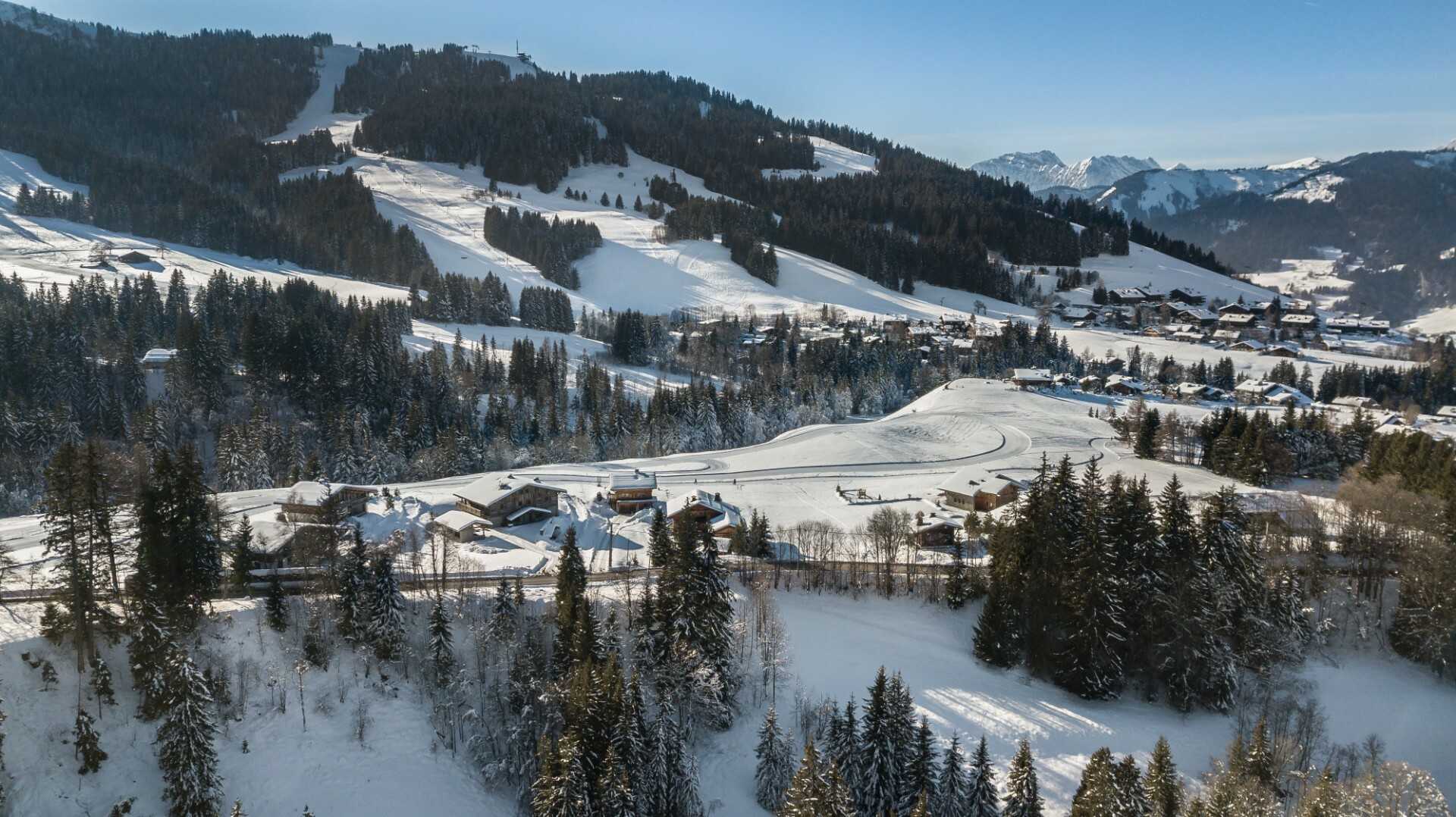 Condominio nel Megève, Alvernia-Rodano-Alpi 10051687