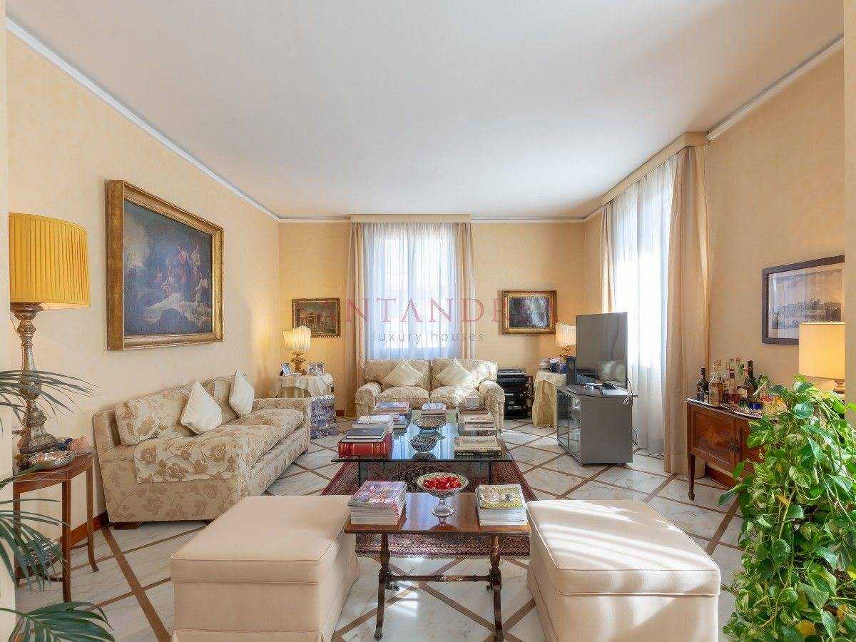 Condominium in Florence, Toscane 10052039