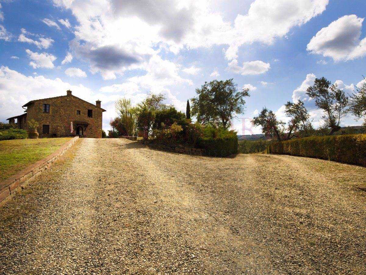 House in Montaione, Tuscany 10052139