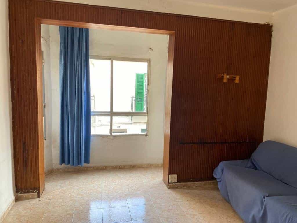 Condominium in Palma, Balearic Islands 10052277