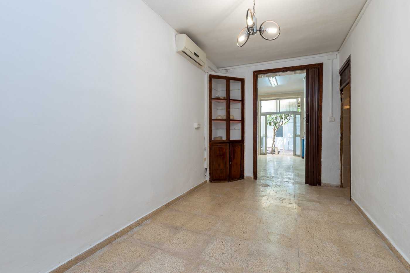Condominium in El Arenal, Balearic Islands 10052280