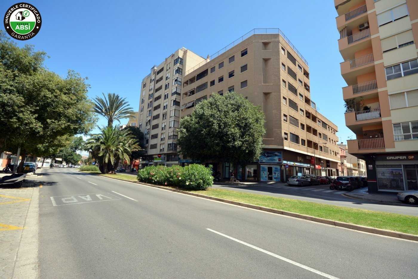 Condominium in Palma, Balearic Islands 10052430