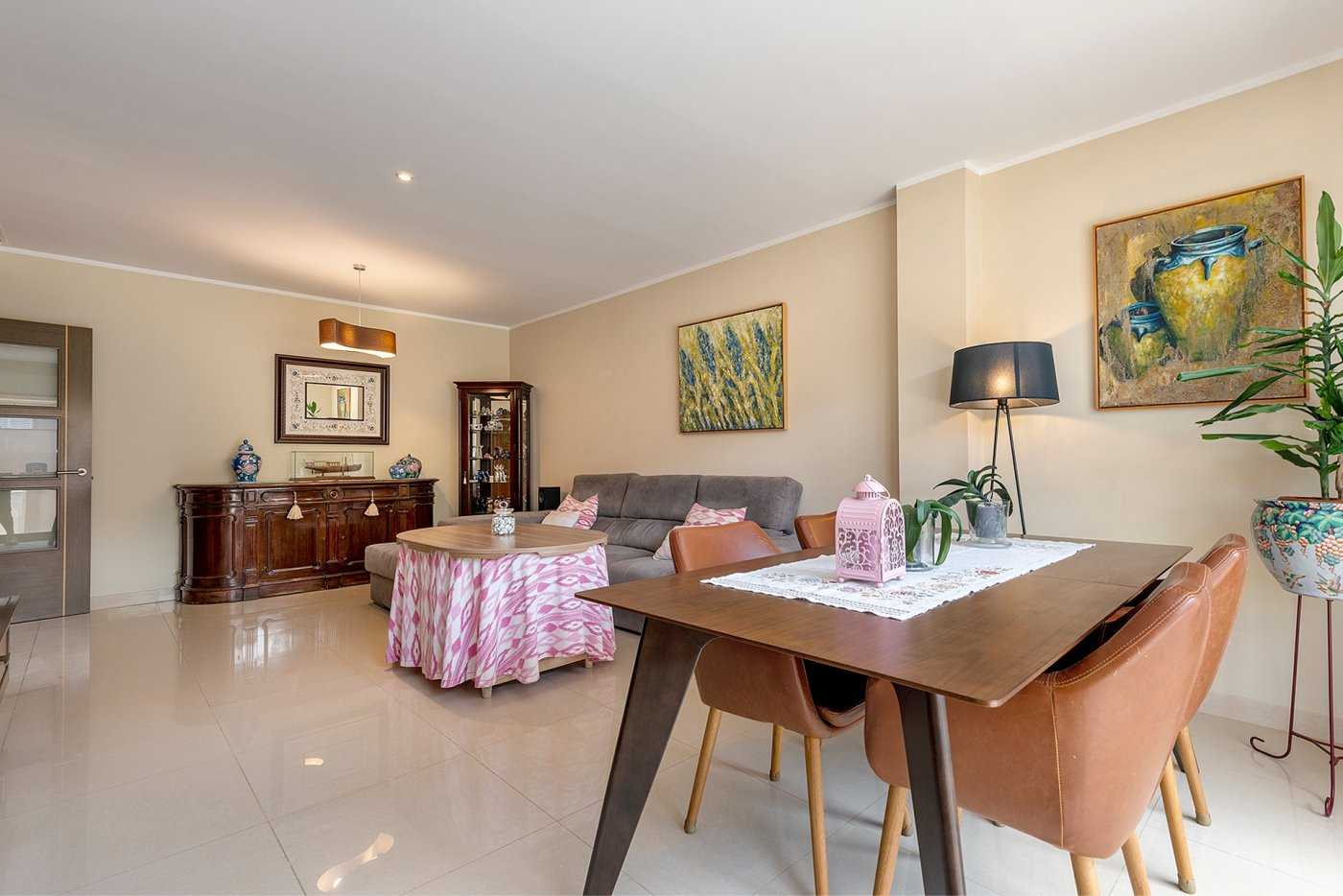 Condominium in Avinguda de Alcudia, Mallorca 10052447
