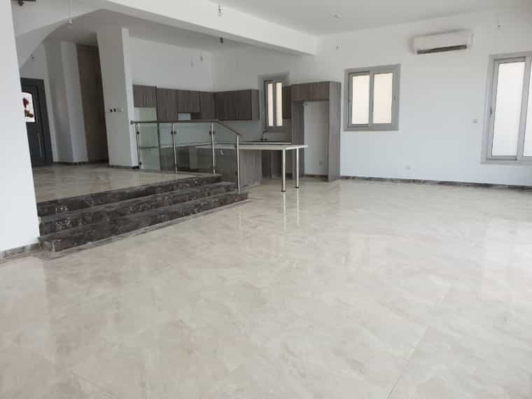 Будинок в Kissonerga, Paphos 10052703