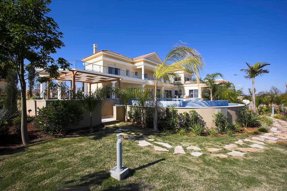 House in Pampoula, Lemesos 10052768
