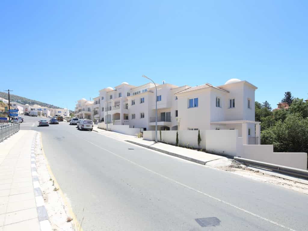 Condominium dans Tala, Pafos 10052802