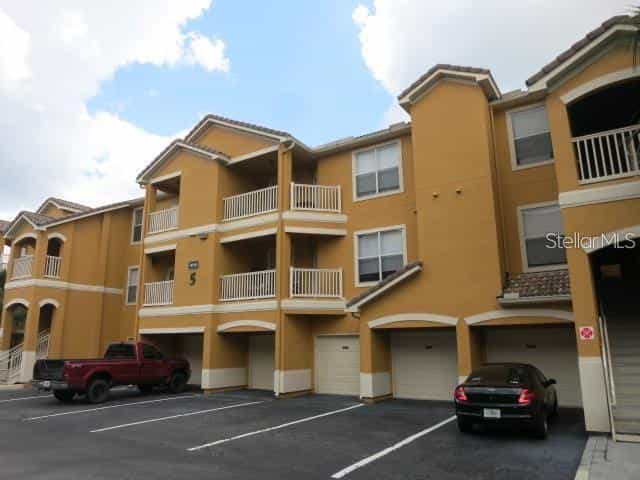 Condominium in Holden Heights, Florida 10053033