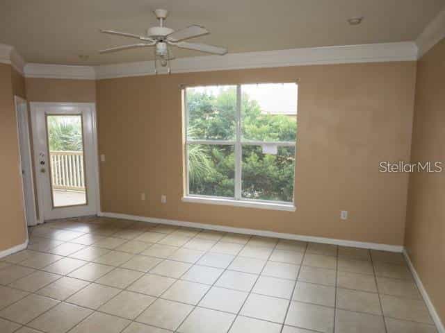 Condominium in Holden Heights, Florida 10053033
