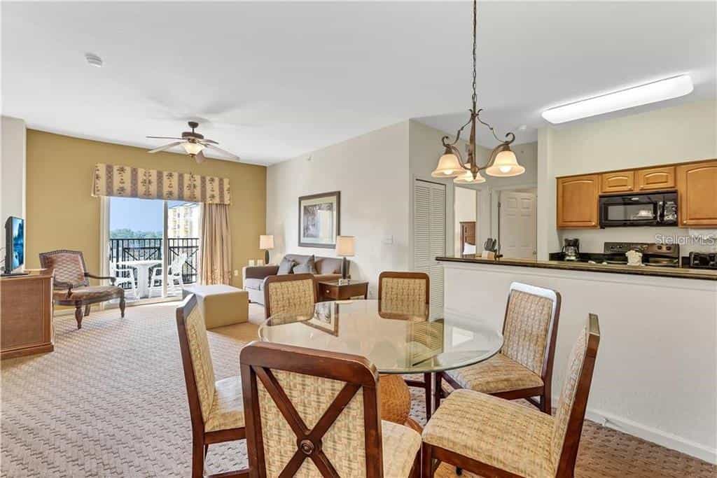Condominium in Holden Heights, Florida 10053045