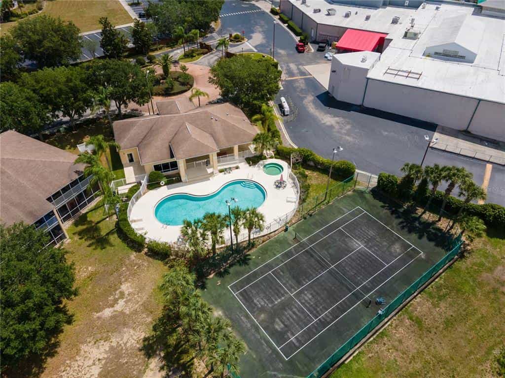 Condominium dans Kissimmee, Florida 10053066