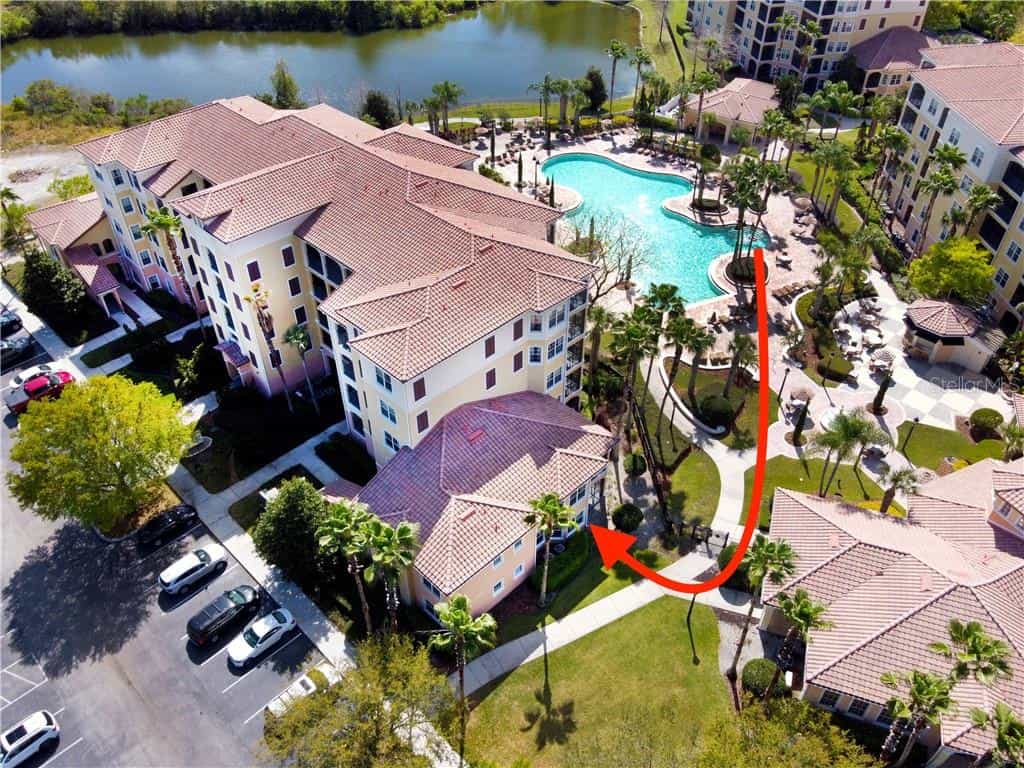 Condominium in Holden Heights, Florida 10053095